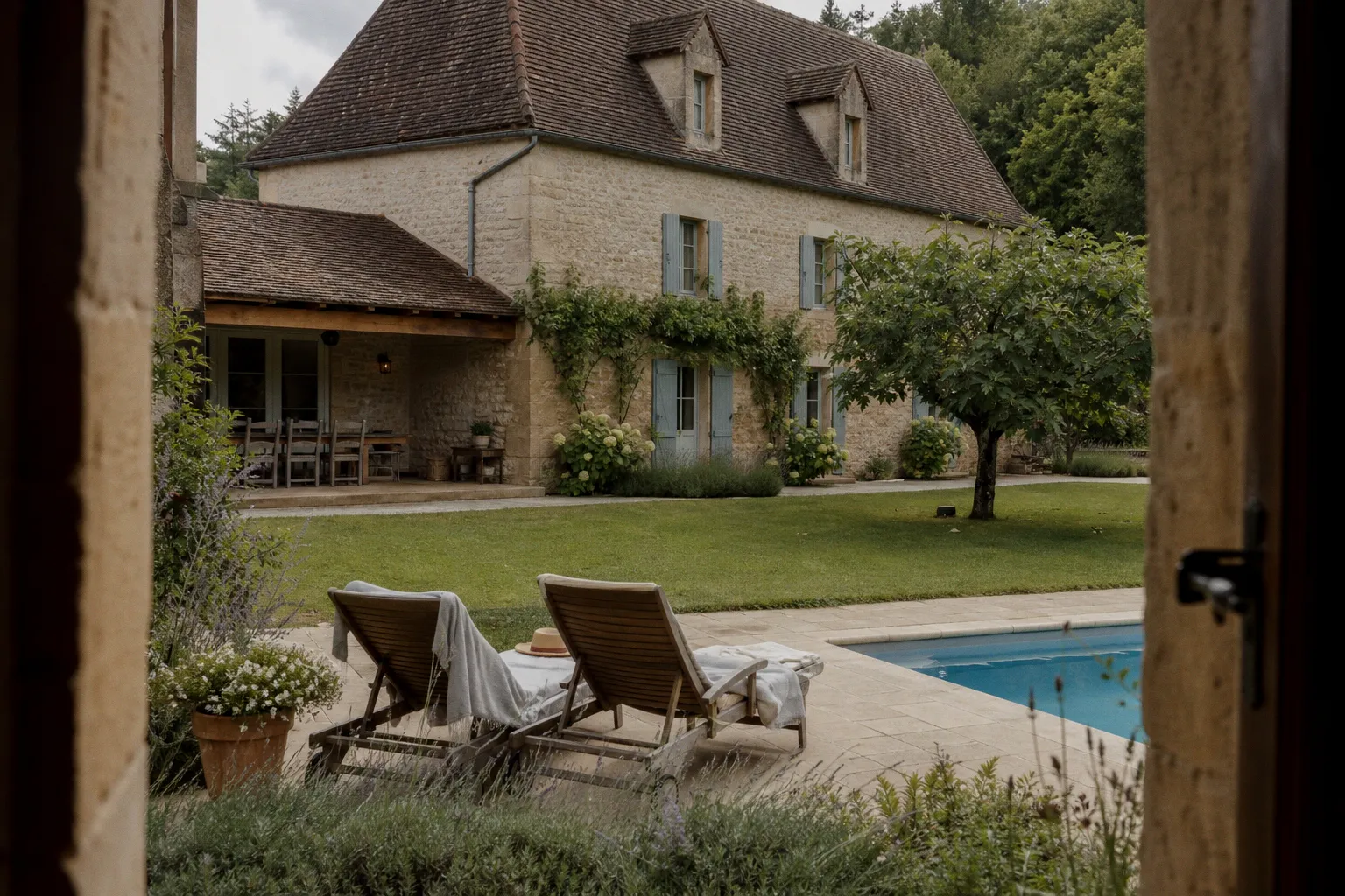 EasyJet Strike Cancellation: What It Means for Your Dordogne Holiday